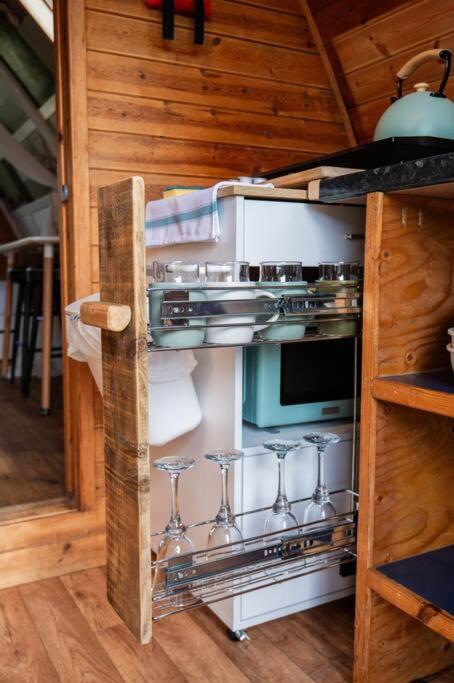 Robin Nest - Cosy Shepherd'S Hut Hideaway Callington Eksteriør bilde